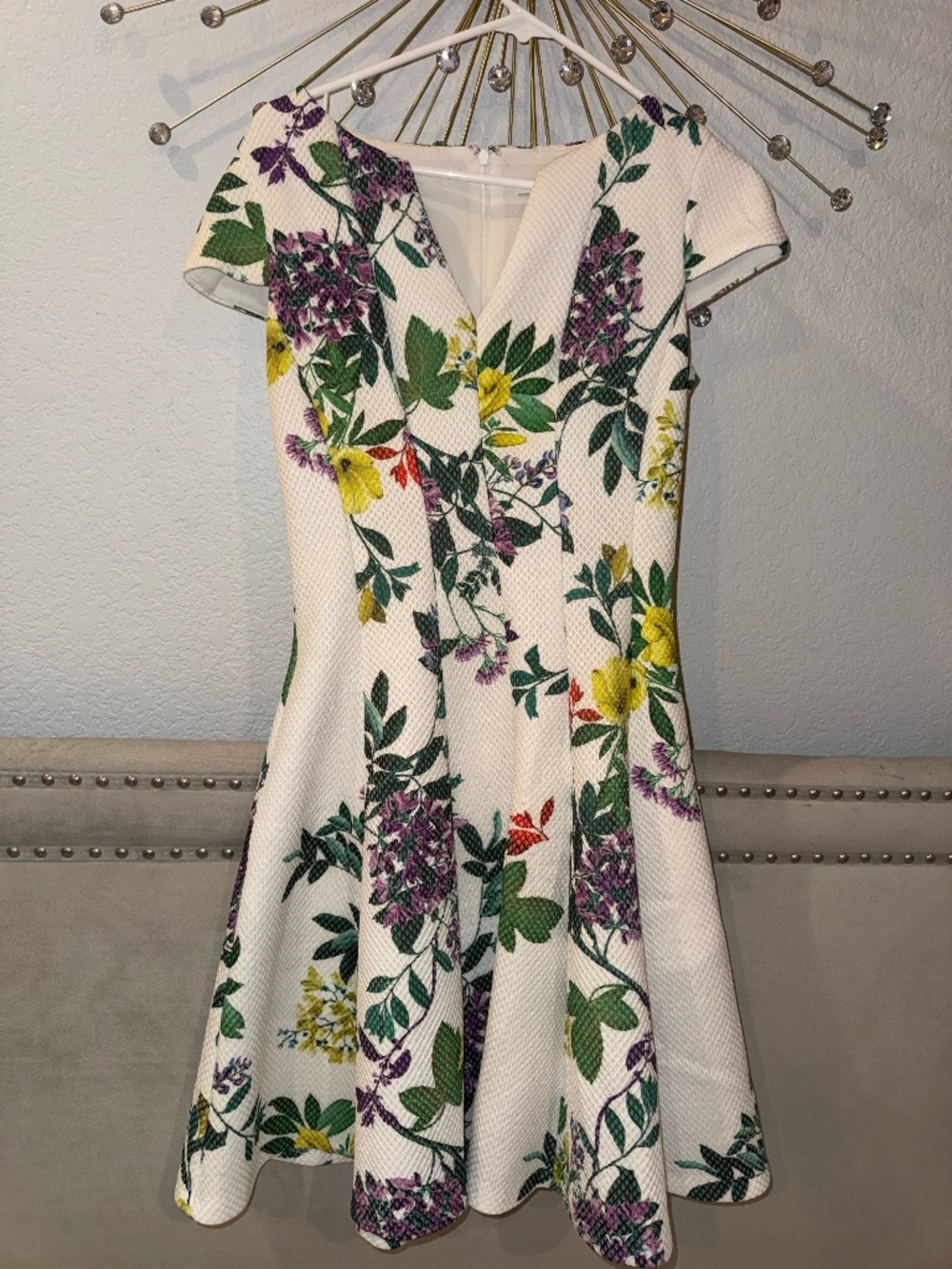 White Floral V-Neck cap sleeve dress